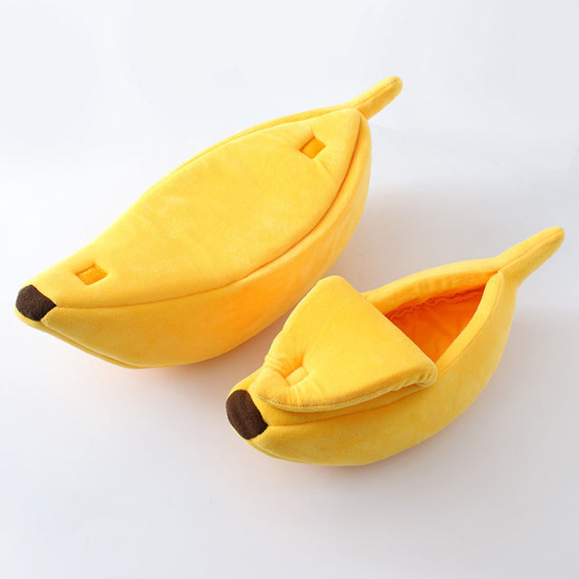 Small pet banana bed