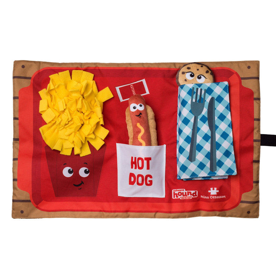 Outward Hound Activity Matz Fast Food Fun Game Snuffle Mat Puzzle Dog Toy